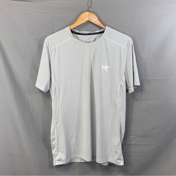 Arc'teryx Shirt Mens 3XL Gray Short Sleeve Performance Running Hiking Quick Dry - Picture 1 of 8